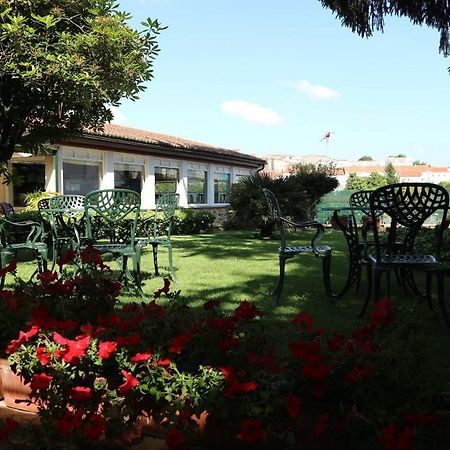 Hotel Virxe Da Cerca By Pousadas De Compostela Сантьяго-де-Компостела Экстерьер фото