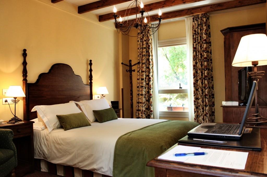 Hotel Virxe Da Cerca By Pousadas De Compostela Сантьяго-де-Компостела Экстерьер фото