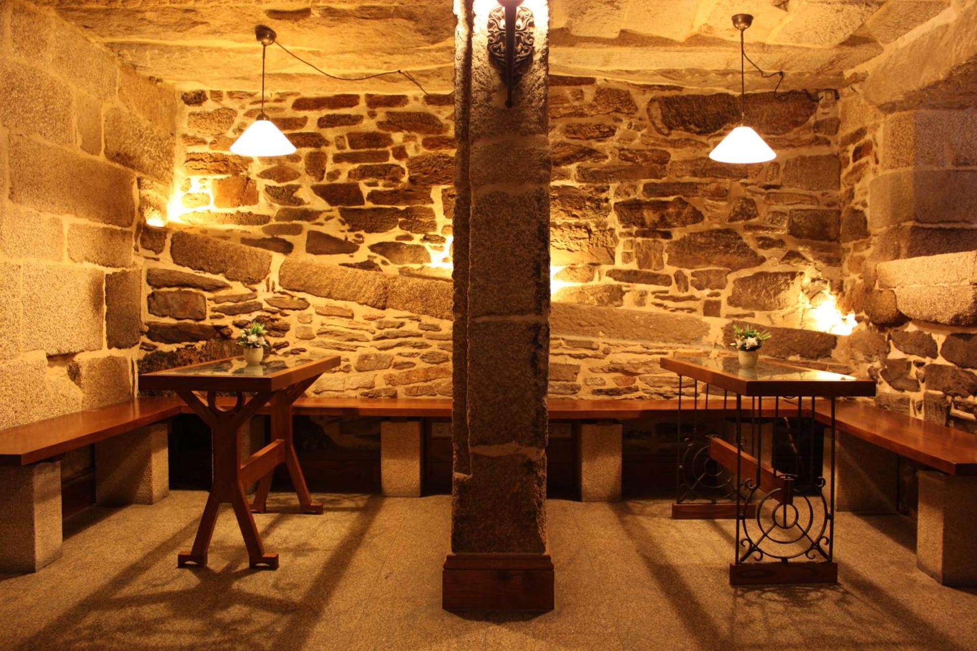 Hotel Virxe Da Cerca By Pousadas De Compostela Сантьяго-де-Компостела Экстерьер фото